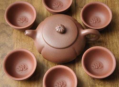 Chinese Yixing Teapot & six cups
