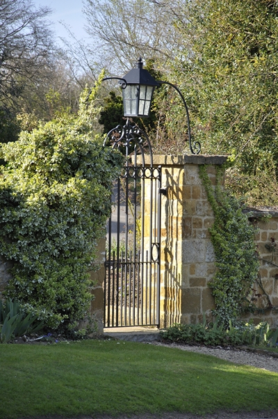Gatway to a house, Illmington.